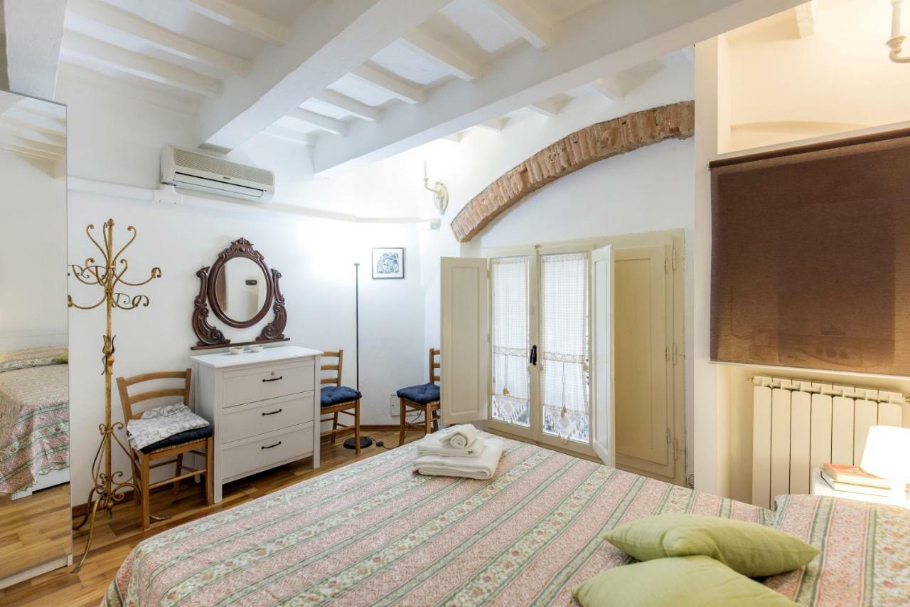 San Lorenzo * Florence