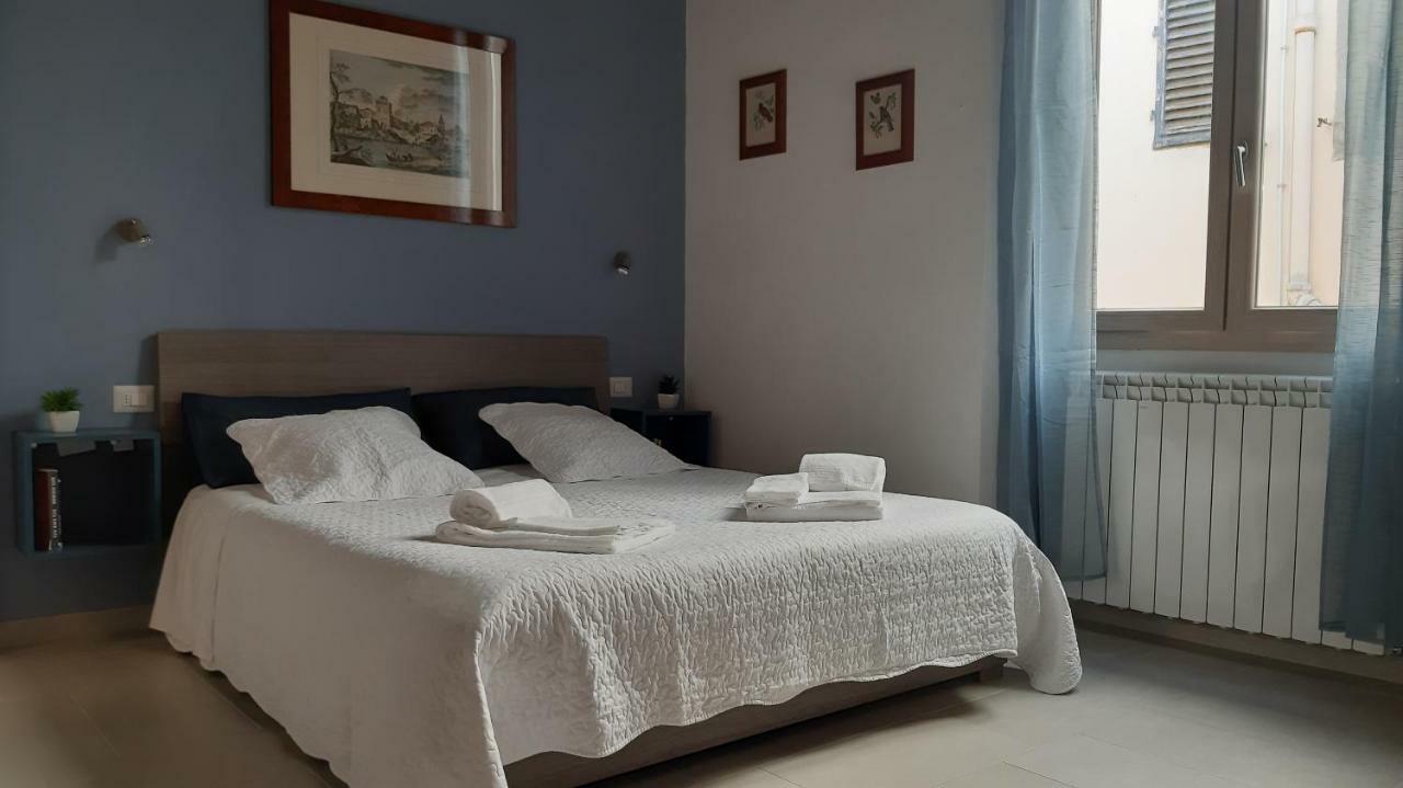 Lg House With Balcony Near Ponte Vecchio Appartamento *