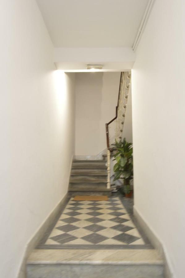 Relais Le Cento Botteghe Apartment