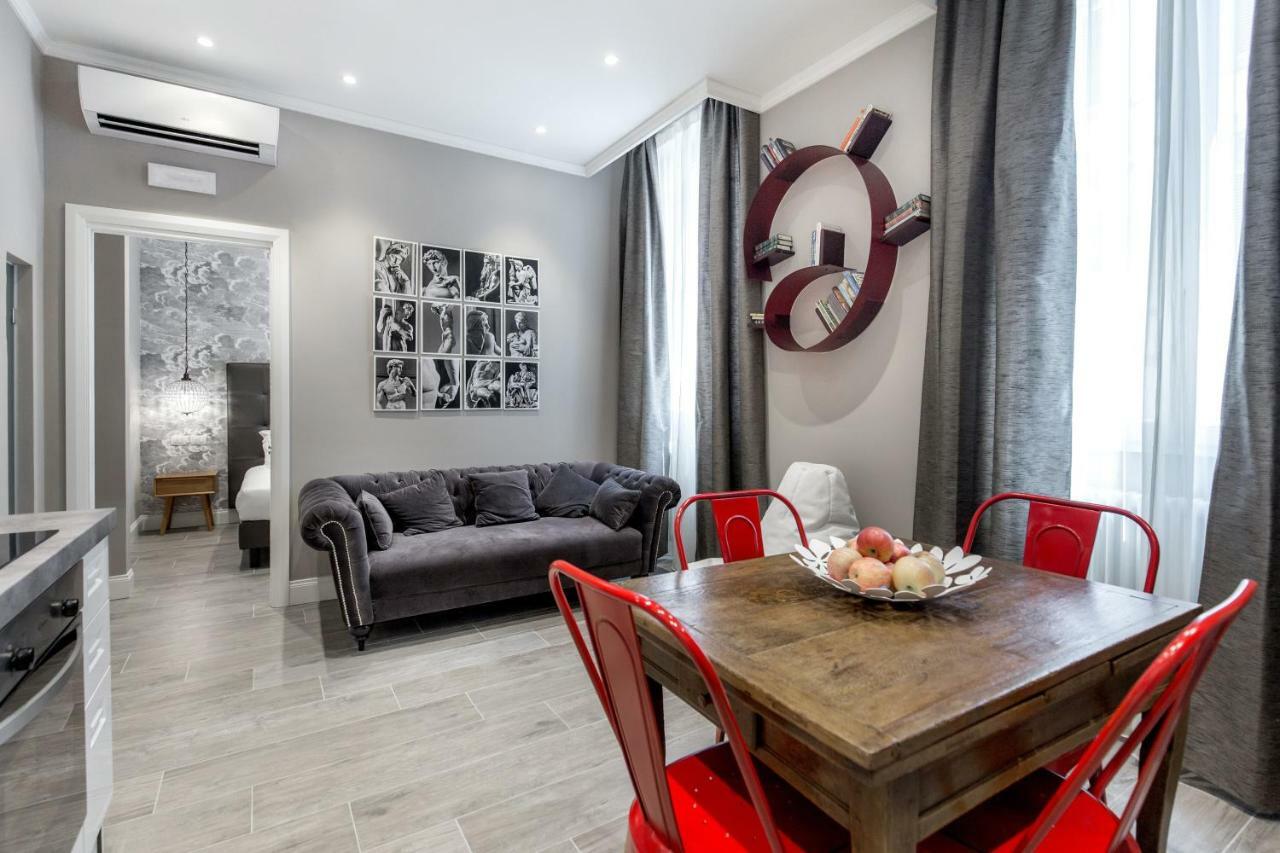 Bell Tower With View Apartment *