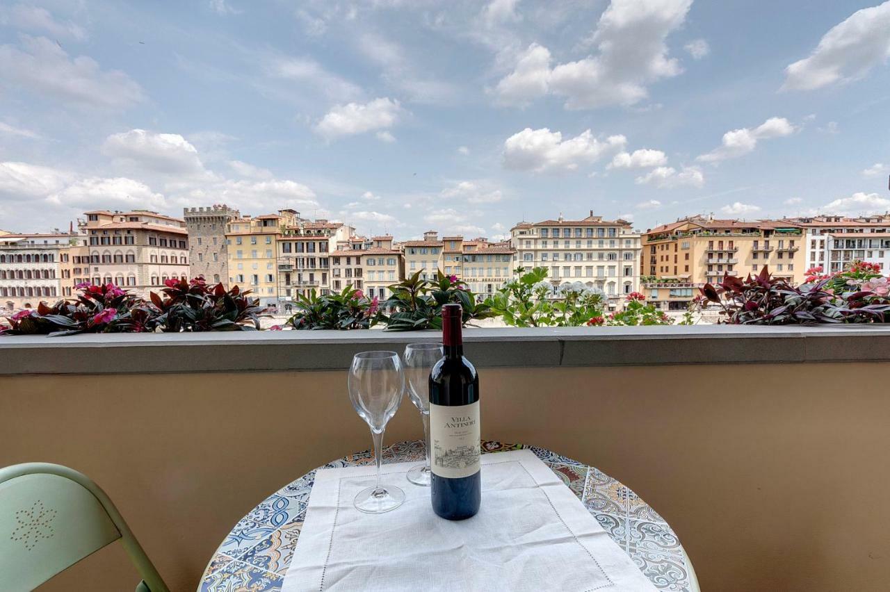 Historical Spectacular Arno View With Balcony From 12 Th Century.