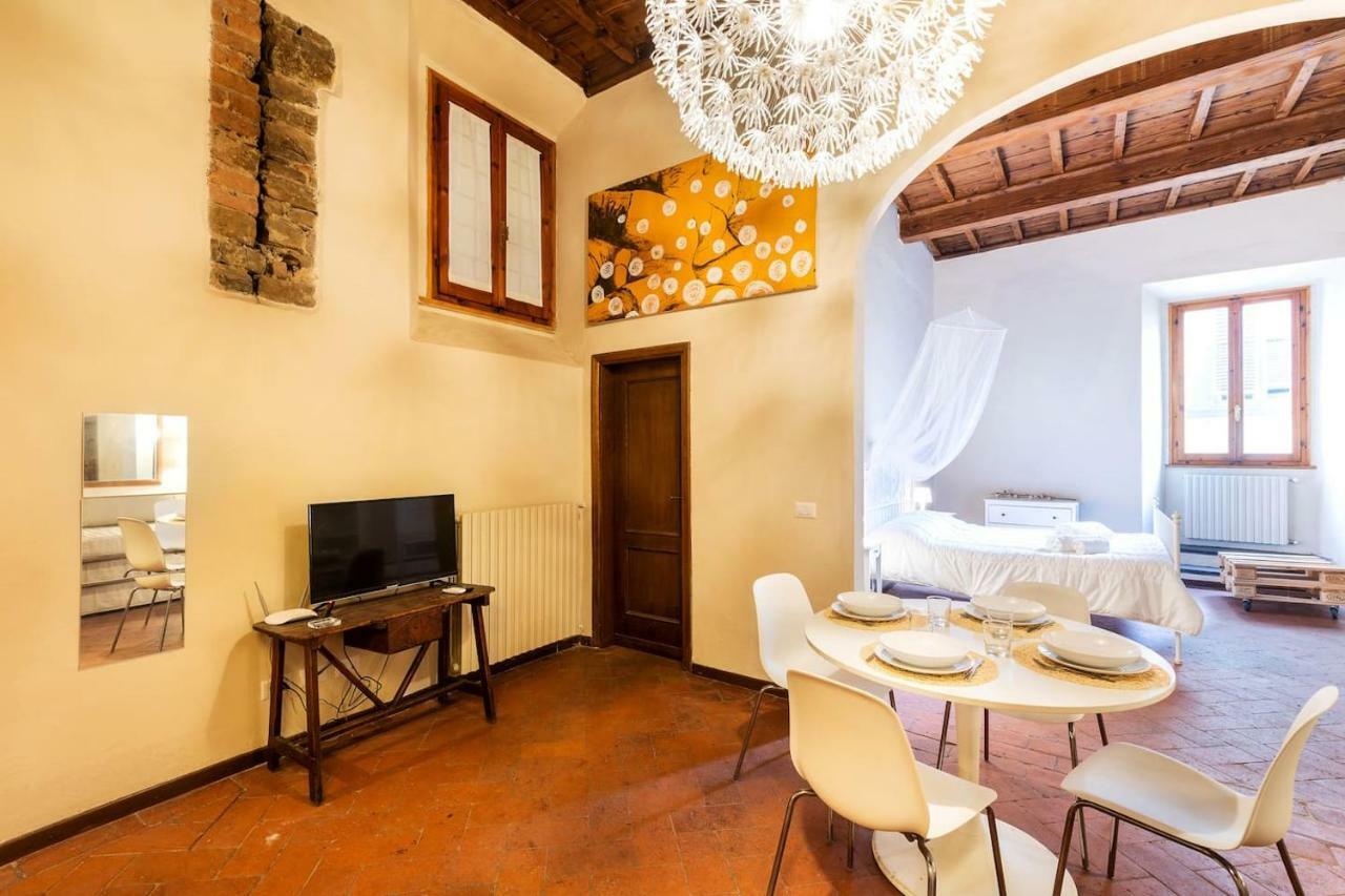 Ponte Vecchio & Maggio Jewel Loft Apartment