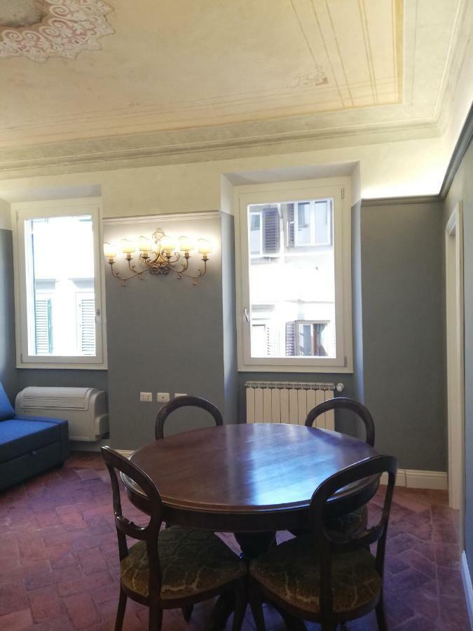 Borgo San Frediano Apartment *