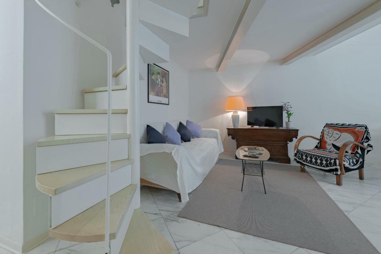Peruzzi Apartment