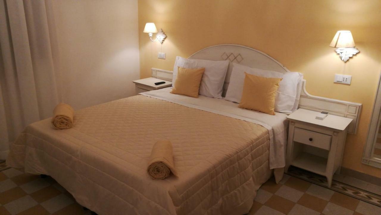 Domo Florenzia Bed & Breakfast Florence