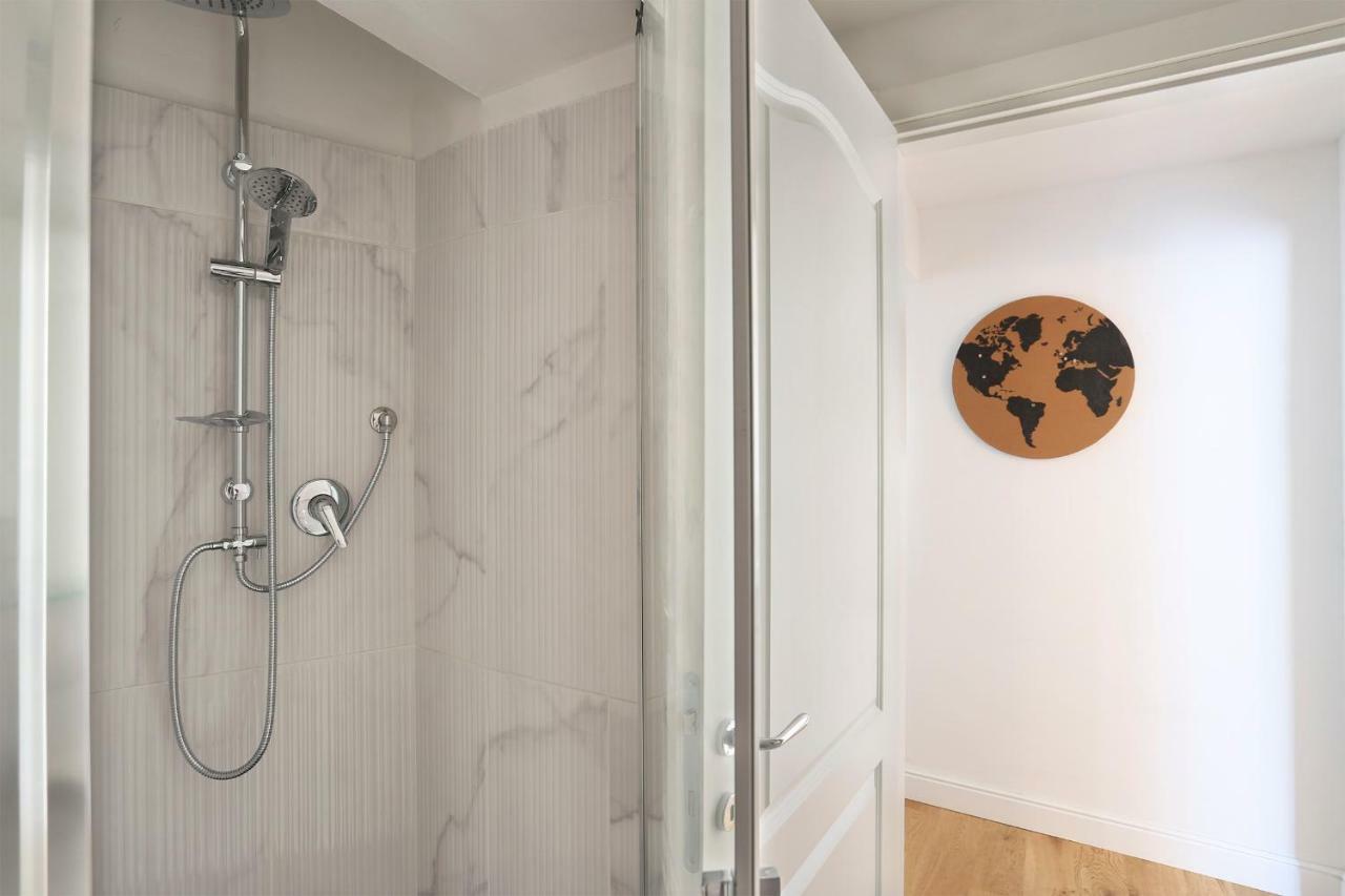La Marmora 3 Bedroom Near Galleria Dell'accademia Apartment *