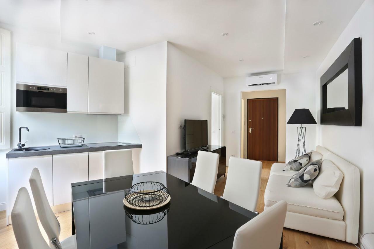 La Marmora 3 Bedroom Near Galleria Dell'accademia Apartment