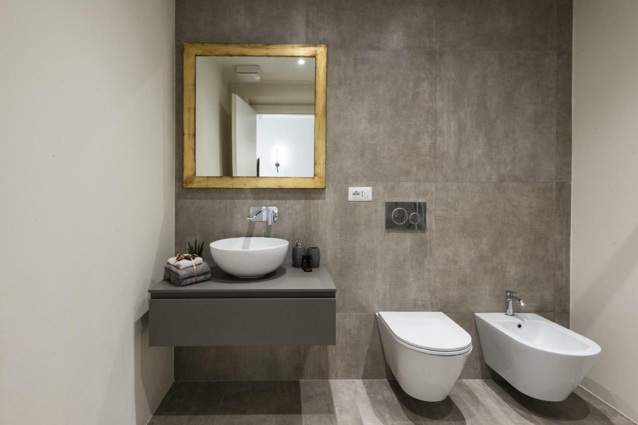 Porta Rossa Exclusive Apartment *