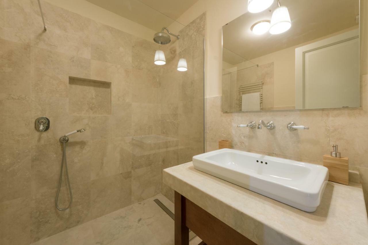 Apartment 3bdrm Luxury In Tuscan Villa,private Estate, Shared Swimmingpool Florence