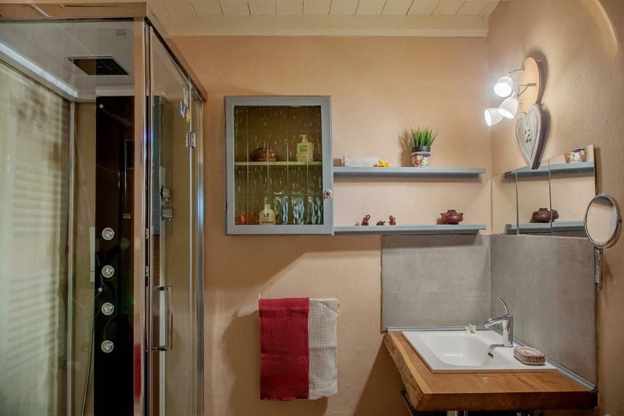 Renaissance Apartment