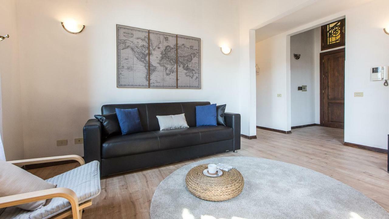 In Rome - Santa Maria Novella Palace Apartment