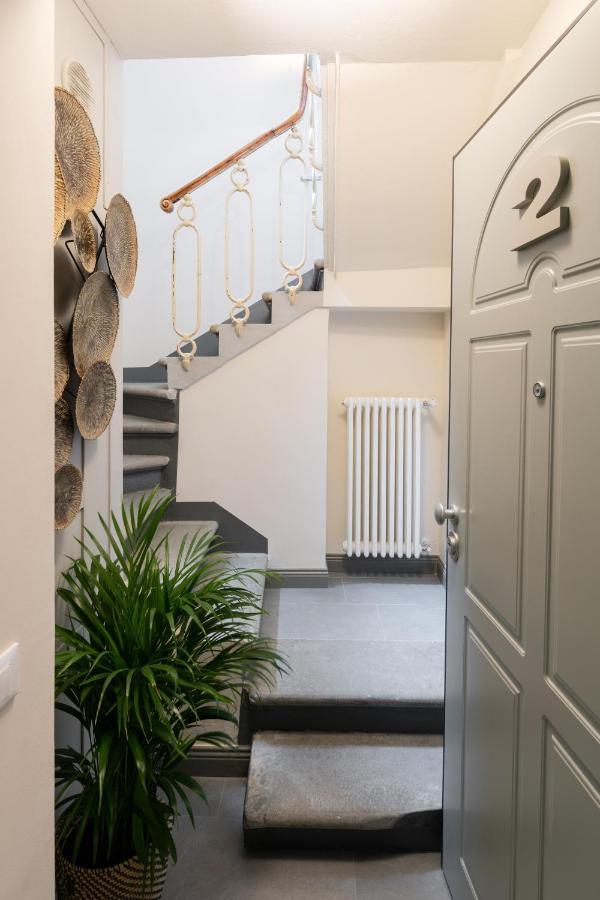 Apartment Living Walls