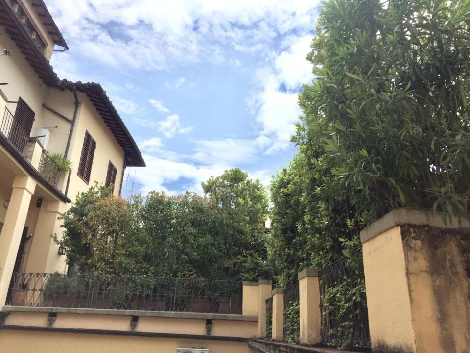 Visconti Di Modrone Palace Heart Of Apartment Florence