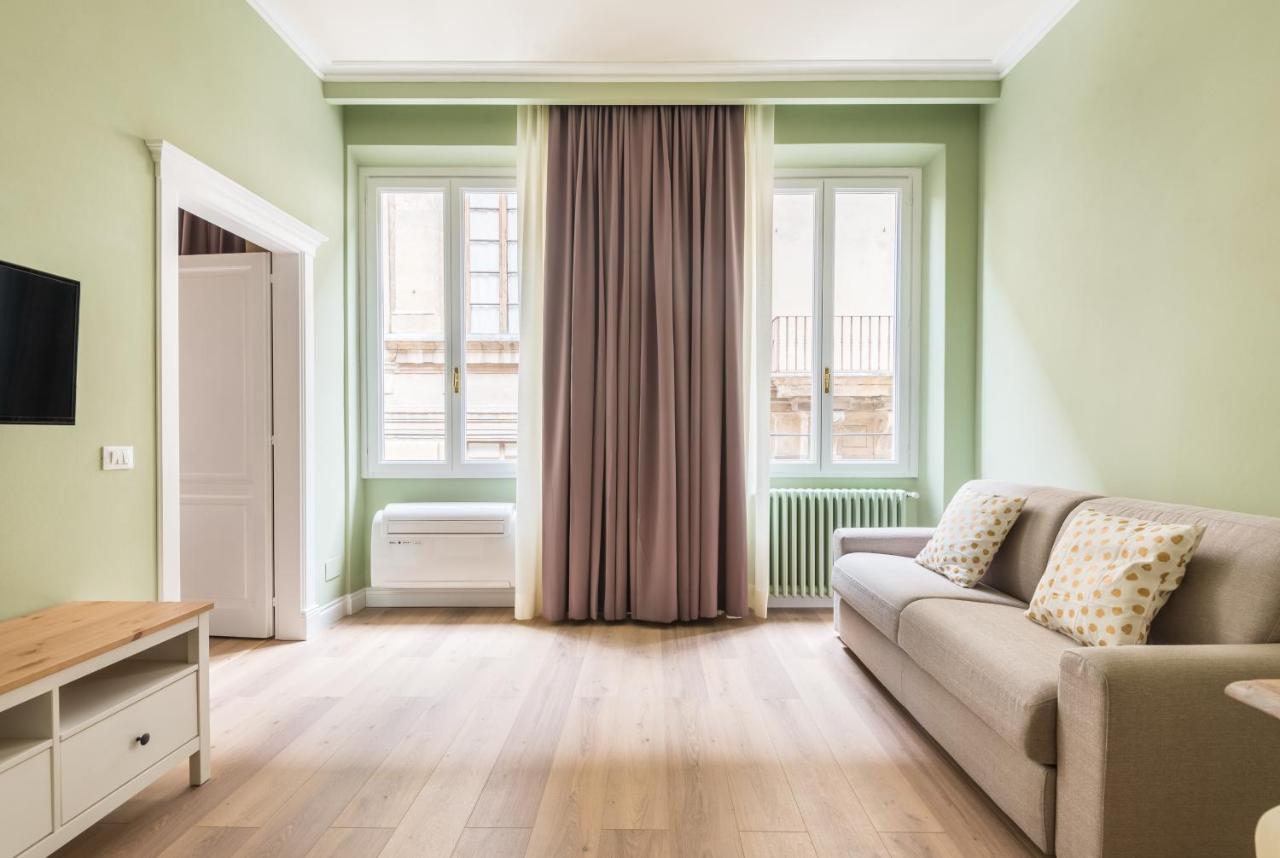 Elegant And Cozy Flat Heart Of *