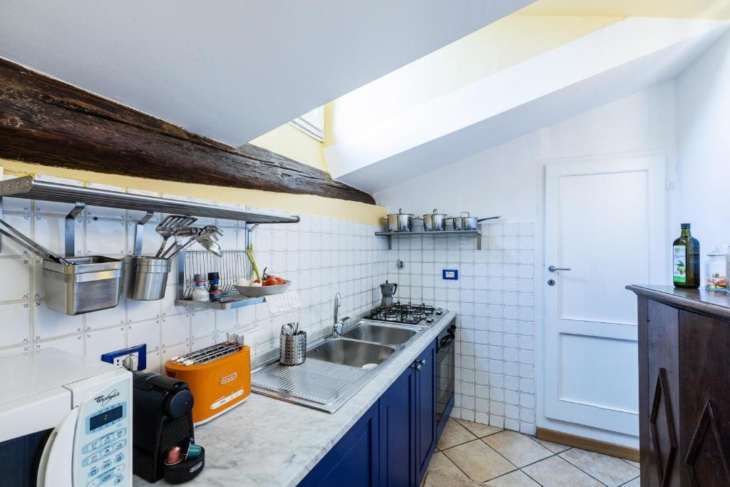 Appartamento Historic Center Renovated Apartment- Amazing Location-by Likehomeflorence Firenze