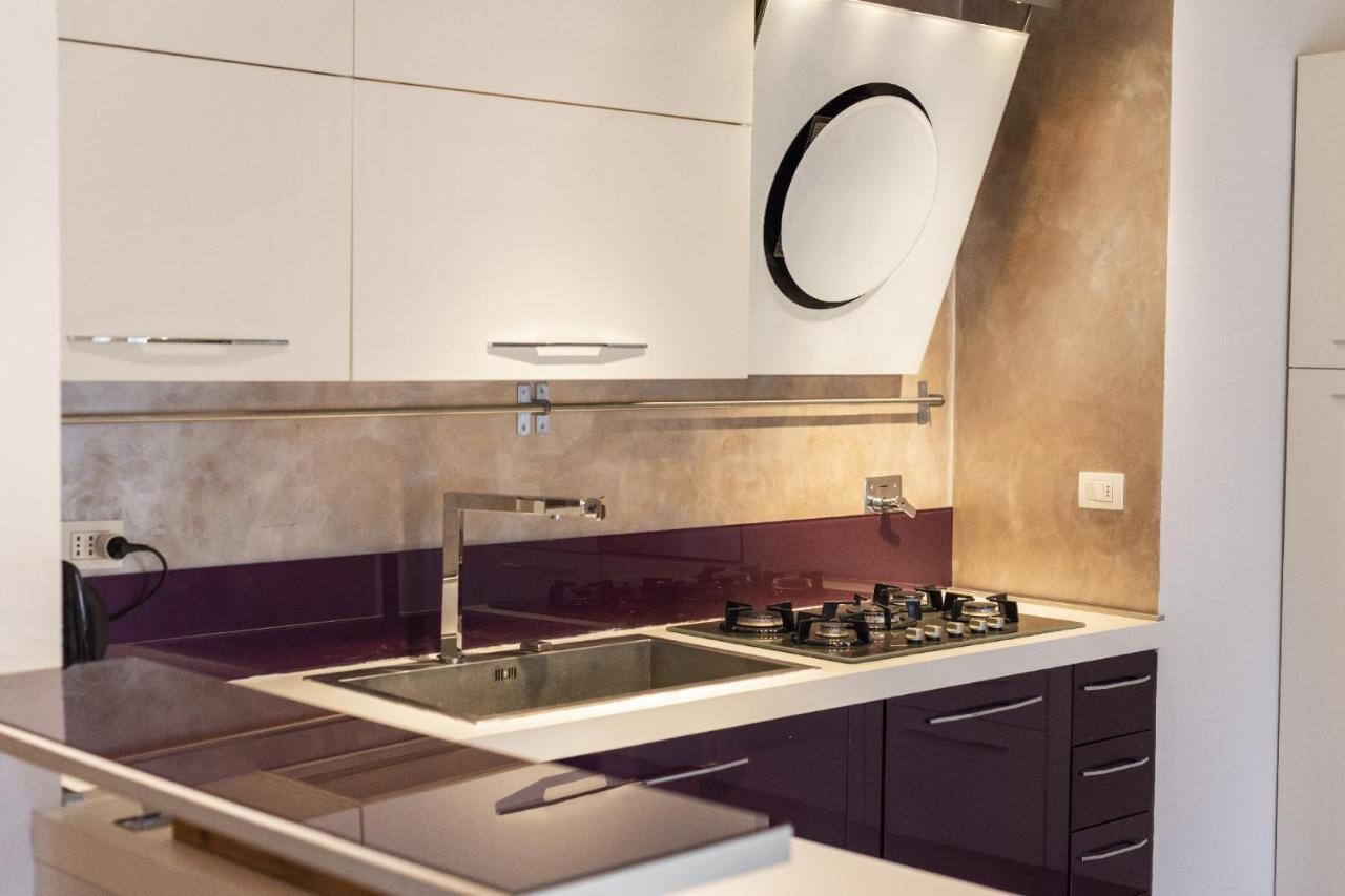Apartment Bright Giglio Loft Florence