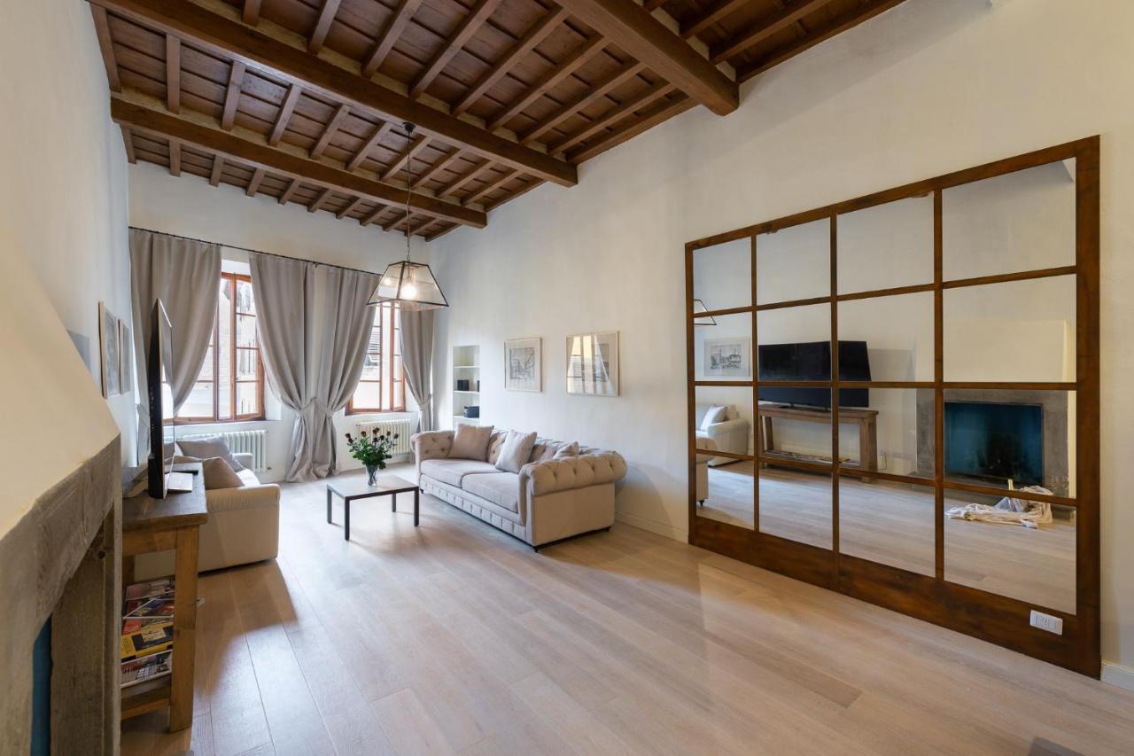 Pure Luxury In Oltrarno * Firenze
