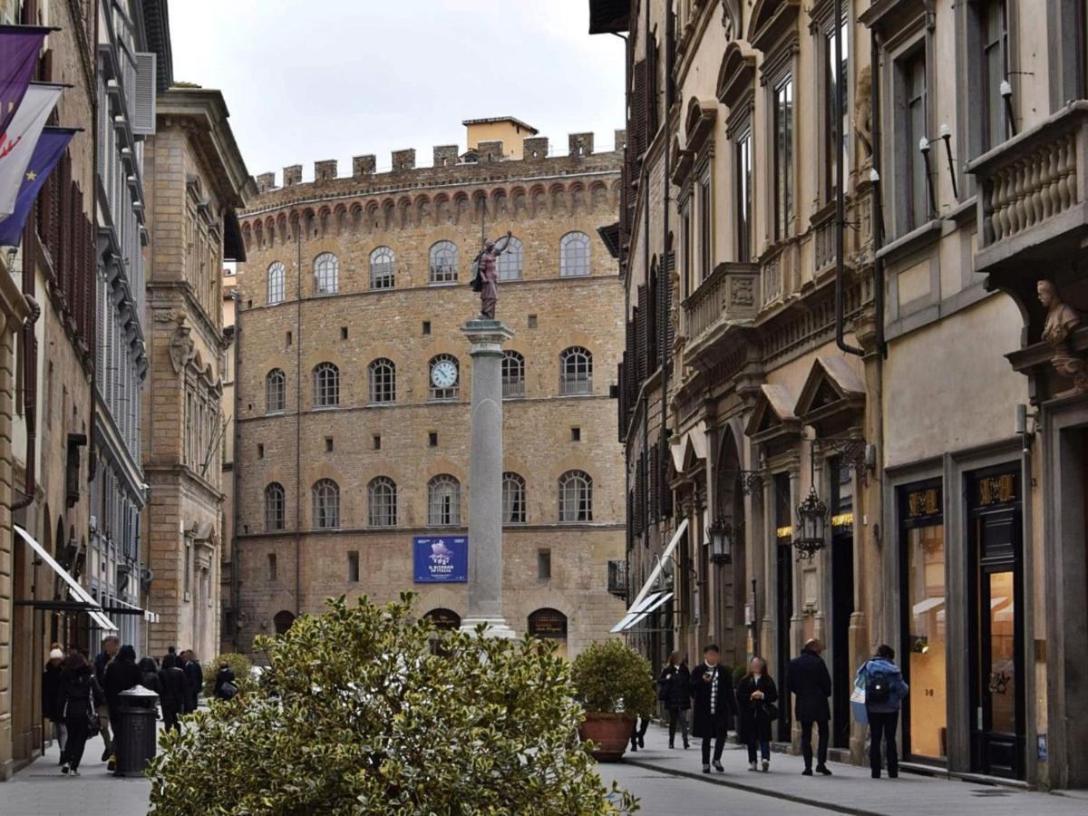 Casa Colonna Ricci * Florence