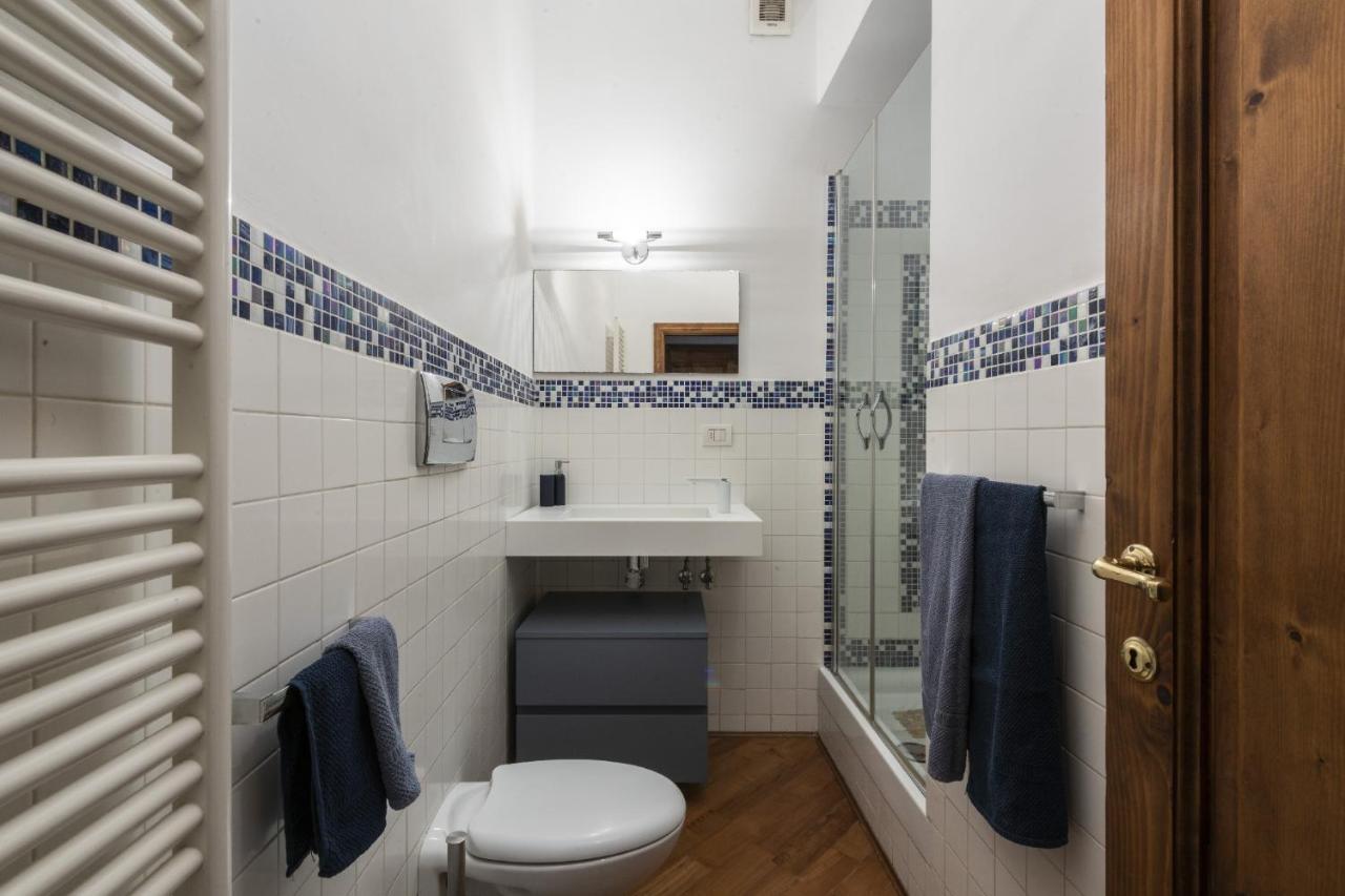 Bright Giglio Loft Apartment Florence