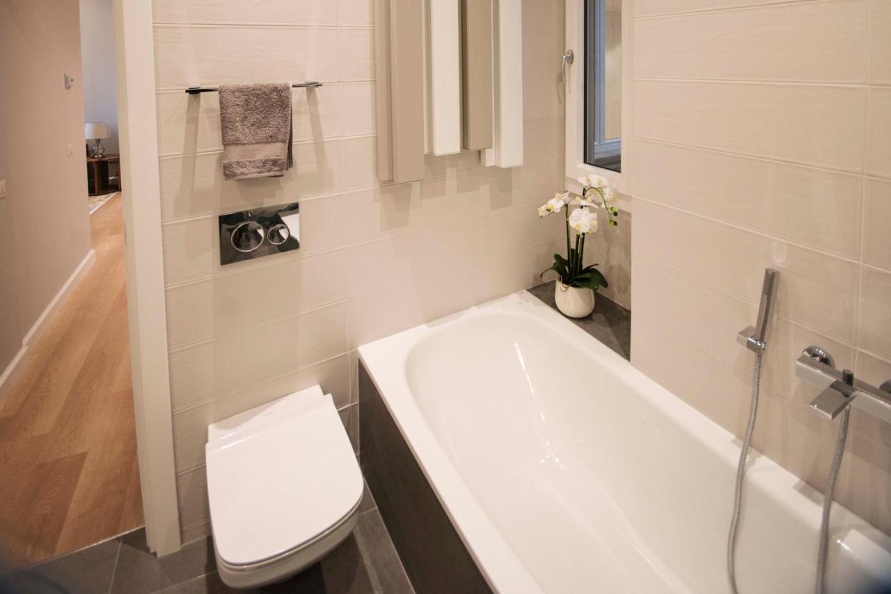 Oblate Exclusive View Apartment