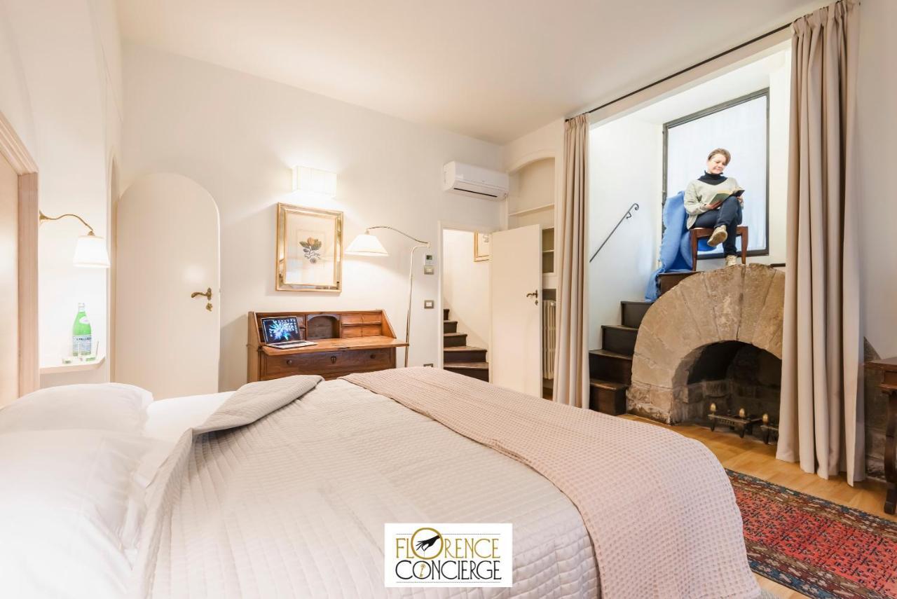Two Towers-ramaglianti & Belfredelli Apartment