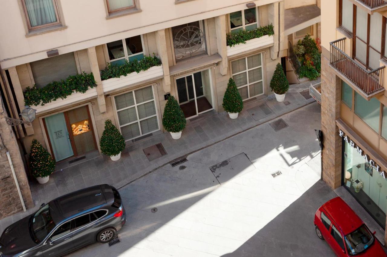 Ponte Vecchio Luxury Penthouse Appartamento