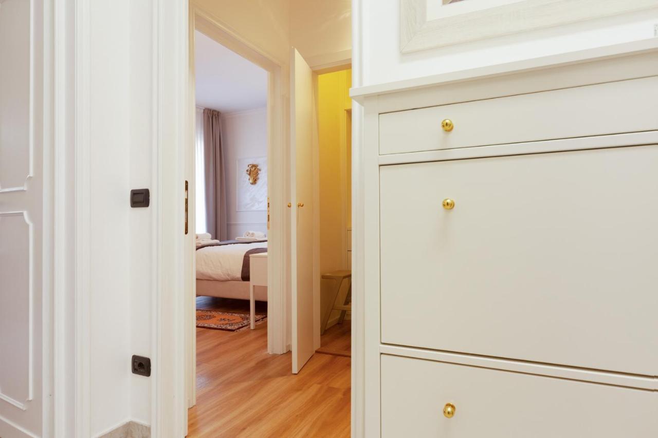 Ponte Vecchio Luxury Penthouse *