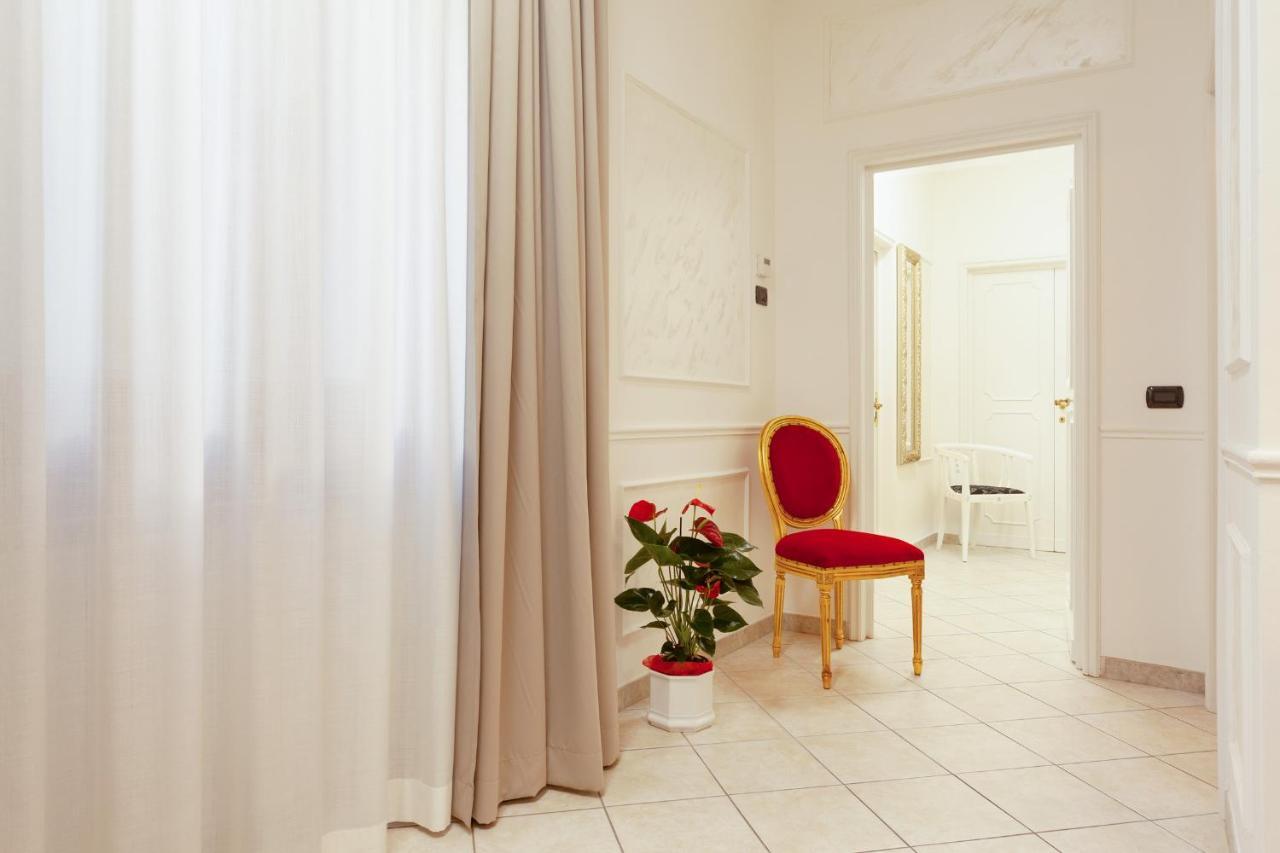 Ponte Vecchio Luxury Penthouse *