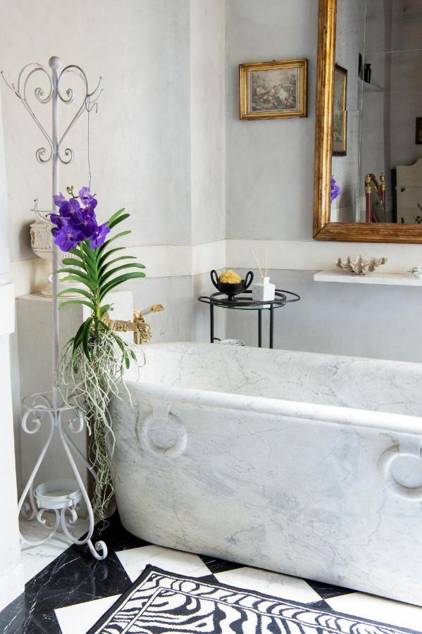 Contemporary Apartment Florence
