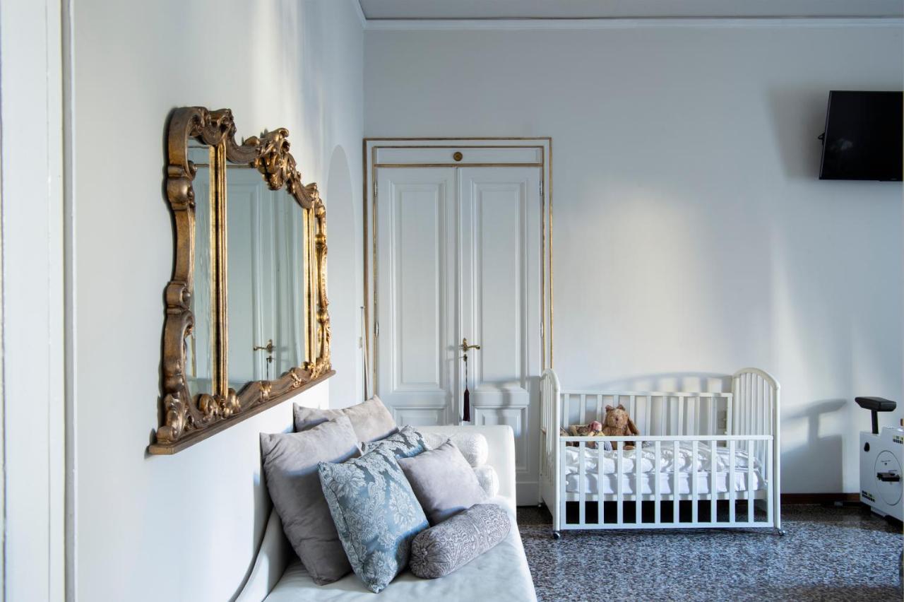 Apartment Contemporary Florence