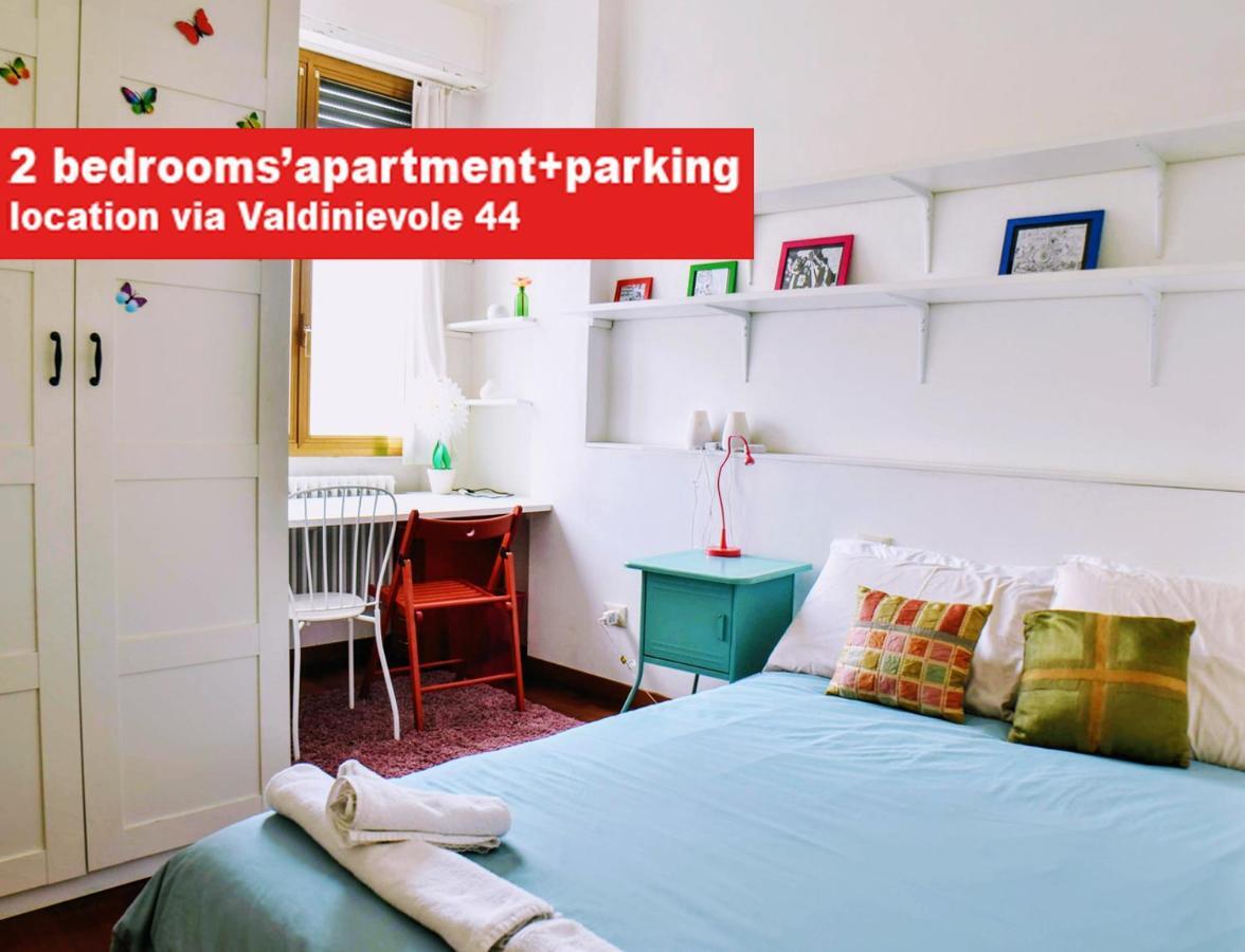The Red In With Free Parking Apartment