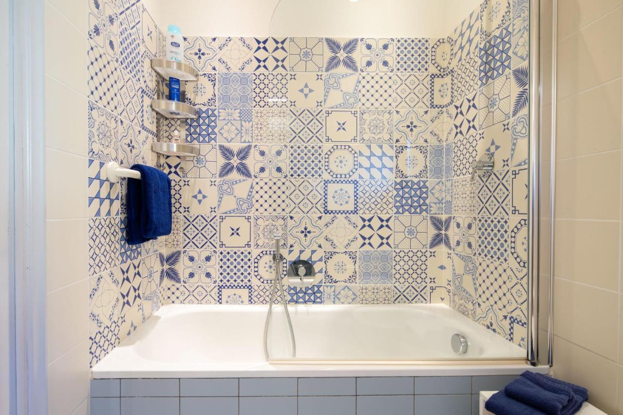 Apartment Sant'ambrogio Charming Flat *