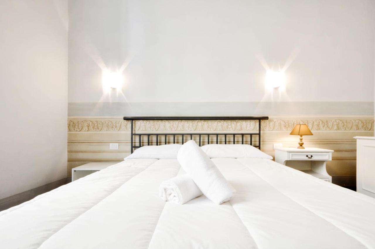 Apartment Tornaquinci Palace Florence