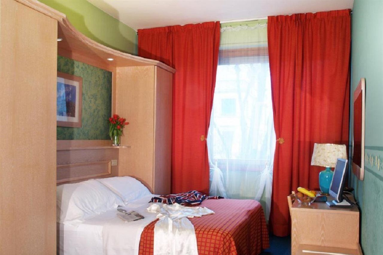 Meridiana 3* Florence