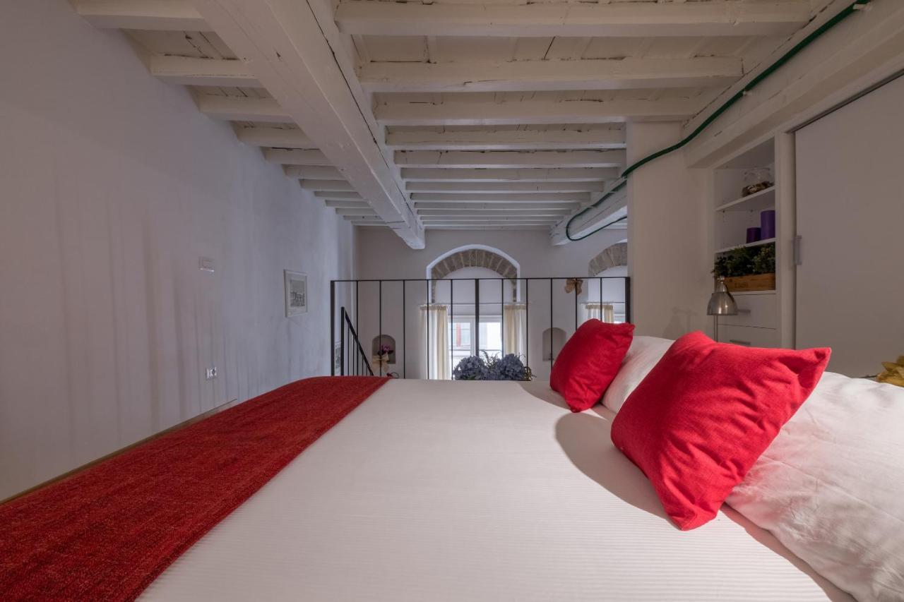 Parione Apartment *