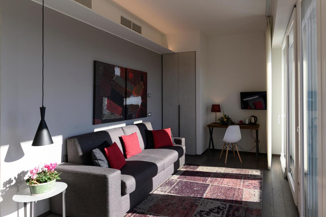 The Attico 4*