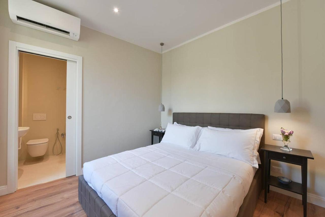 Santa Croce Terrace Deluxe Apartment
