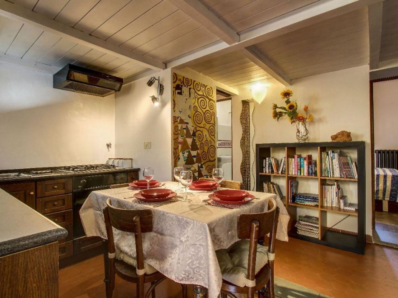 Two Bedrooms Near The Duomo *