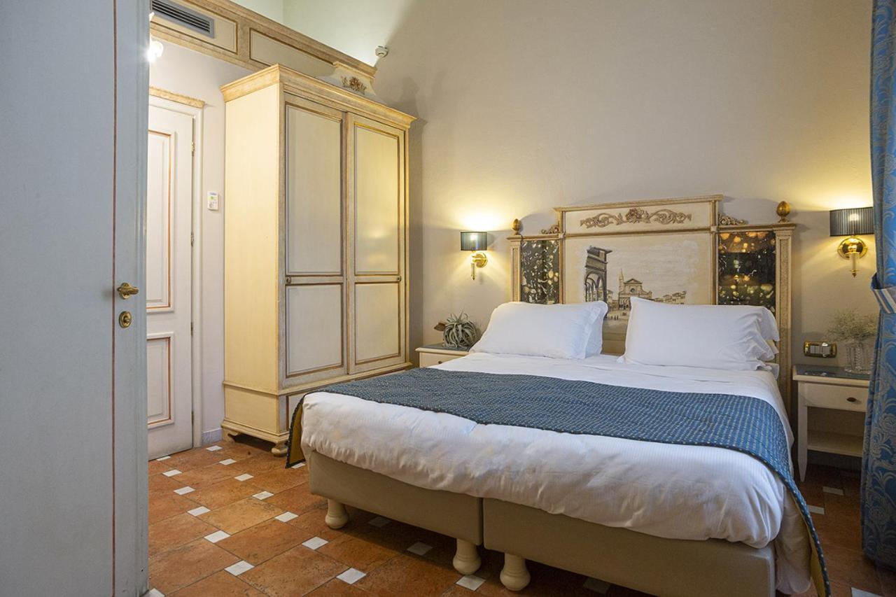 Donatello Hotel 3*