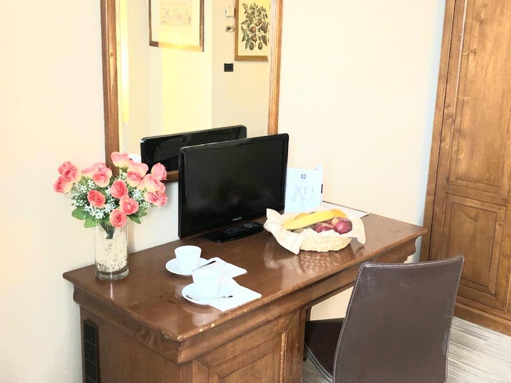 Ih Select Hotel