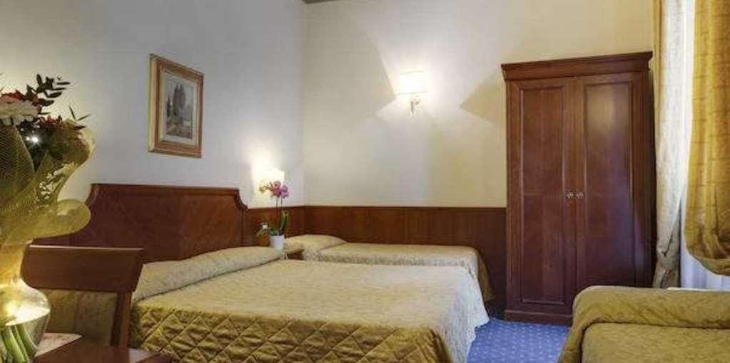 Arizona Hotel