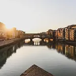 Altafronte Enchanted Suite close to Uffizi Gallery