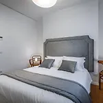 Jcl First Apt In The Hearth Of Florence