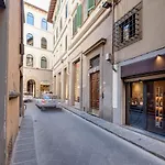 Guendalina Apartment By Mamo Florence