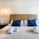 The Old Palace- Luxury Suites Signoria