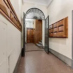 Beautiful Apartment Next Duomo
