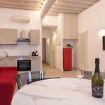 Villa Strozzi Travel Apartment