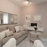 Apt In San Frediano Diladdarno