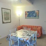 Vasco Pratolini Home