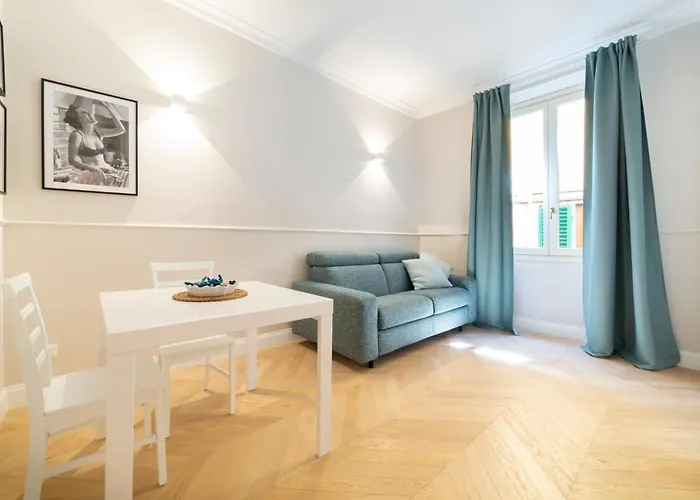 Altafronte Enchanted Suite close to Uffizi Gallery